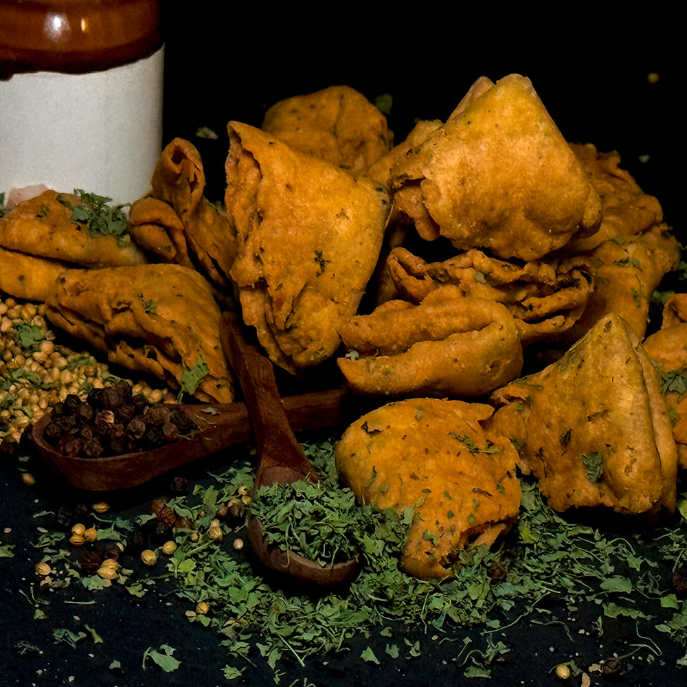 Samosa Mathhi (Khushi Ram Sirni Wale)